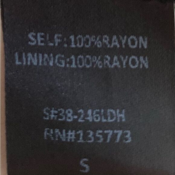 VICI BLACK & WHITE POLKA DOT ON/OFF SHOULDER TUNIC TOP - SIZE SMALL - SUPER CUTE - Picture 4 of 6